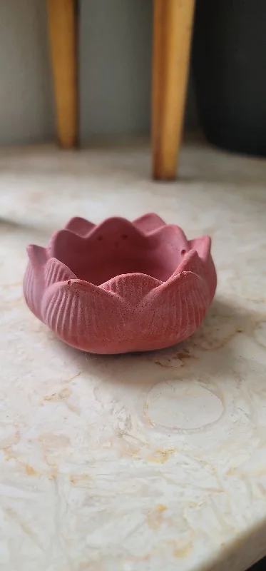 Lotus Tea Light Holder