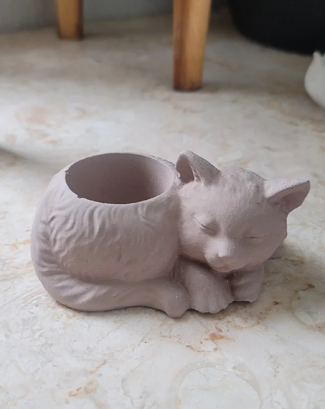 Sleeping Cat Planter