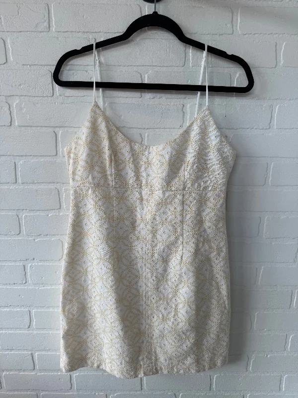 Dress Casual Short By Dee Elly In Cream & White, Size: M